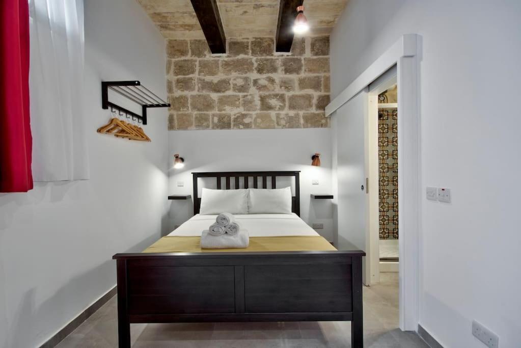 Vallettastay Old Lodge Apartment 2 Buitenkant foto